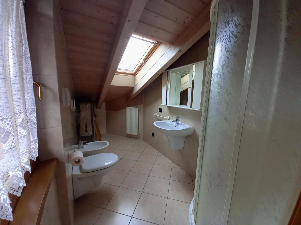 Appartement Monolocale Per Due Persone à Commezzadura Extérieur photo